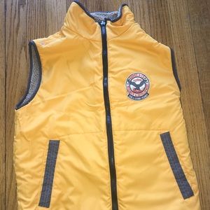 Reversible vest